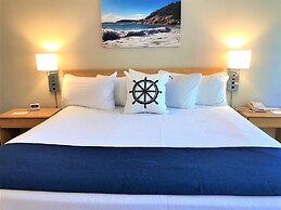 Atlantic Eyrie Lodge