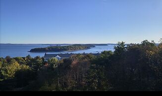 Atlantic Eyrie Lodge