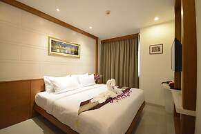 The Patong Center Hotel
