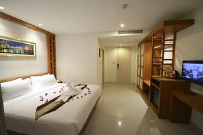 The Patong Center Hotel
