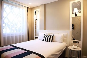 Mia Berre Hotels
