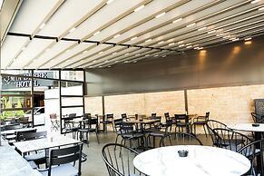 Mia Berre Hotels
