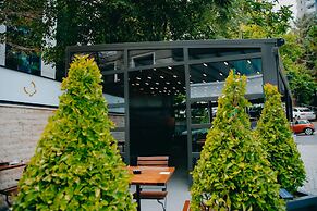 Mia Berre Hotels