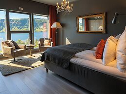 Arctic Panorama Lodge