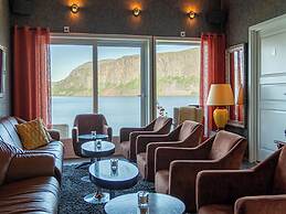 Arctic Panorama Lodge