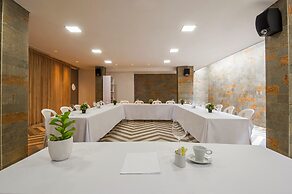 Hotel OZ Grand