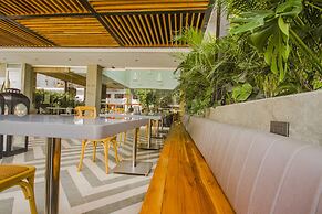 Hotel OZ Grand