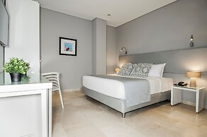 Hotel OZ Grand