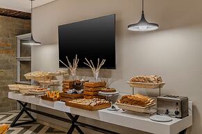 Hotel OZ Grand