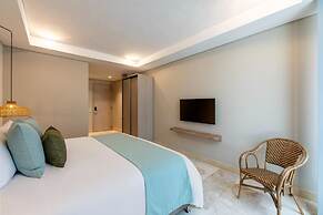 Hotel OZ Grand