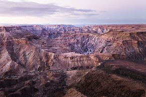 Canyon Roadhouse
