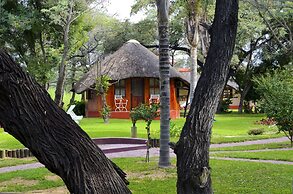 Hakusembe River Lodge