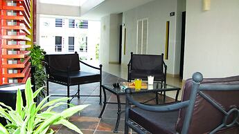 Hotel Rs Suites