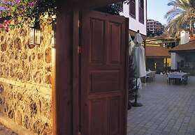 Tekeli Konakları