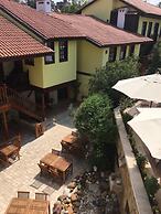 Tekeli Konakları