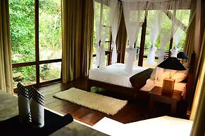 Clio Ella Resort