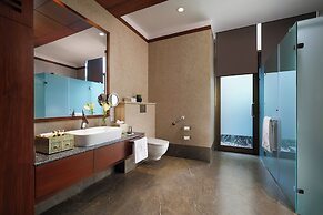 Taj Damdama Lake Resort & Spa, Gurugram
