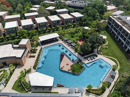 Taj Damdama Lake Resort & Spa, Gurugram