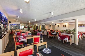 Coral Sands Motel