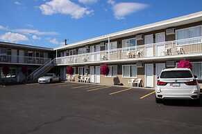 Plaza Motel