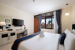Royal Hotel and Villa Batu