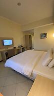 Royal Hotel and Villa Batu