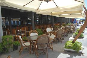Sunday Beach Hotel