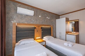 Sunday Beach Hotel