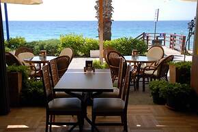Sunday Beach Hotel