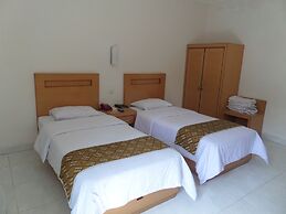 Arini Hotel