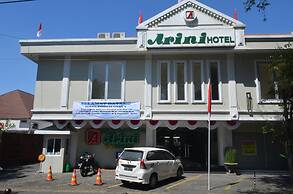 Arini Hotel
