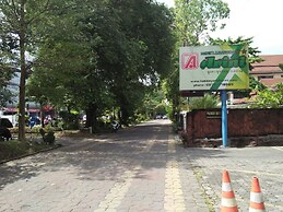 Arini Hotel