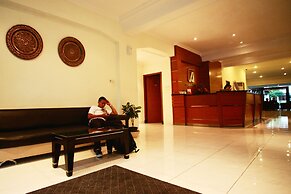 Arini Hotel