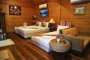 Loghome Boutique