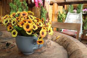 Loghome Boutique