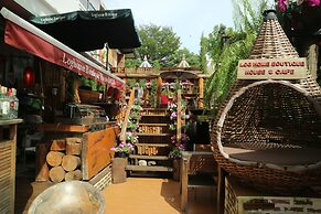 Loghome Boutique