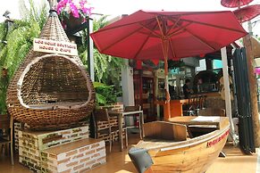 Loghome Boutique