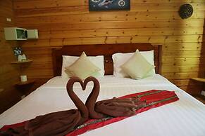 Loghome Boutique