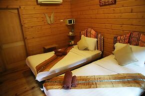 Loghome Boutique