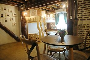 Loghome Boutique