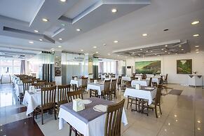 Aslan City Hotel