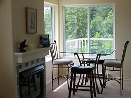 Moonlit Cove B&B