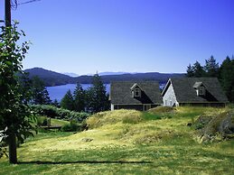 Moonlit Cove B&B