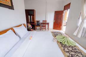 Teba House