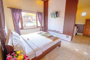 Teba House