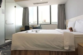 Pacific Express Hotel Central Market