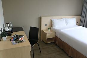Pacific Express Hotel Central Market