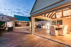 Ceblue Luxury Villas