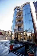 Shine House