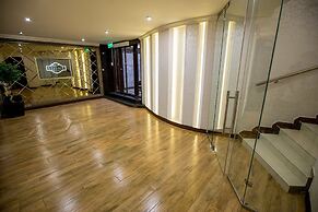 Shine House